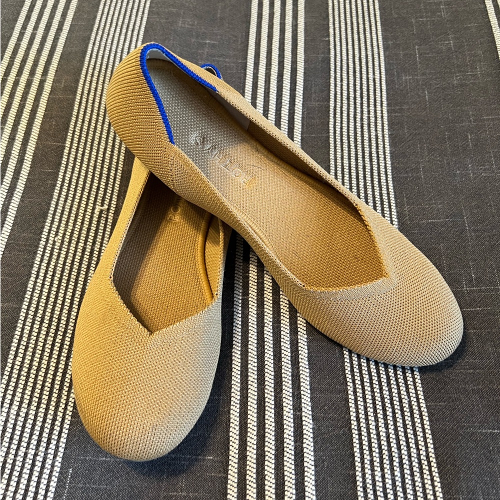 Rothy’s the flat in camel size 10 EUC
